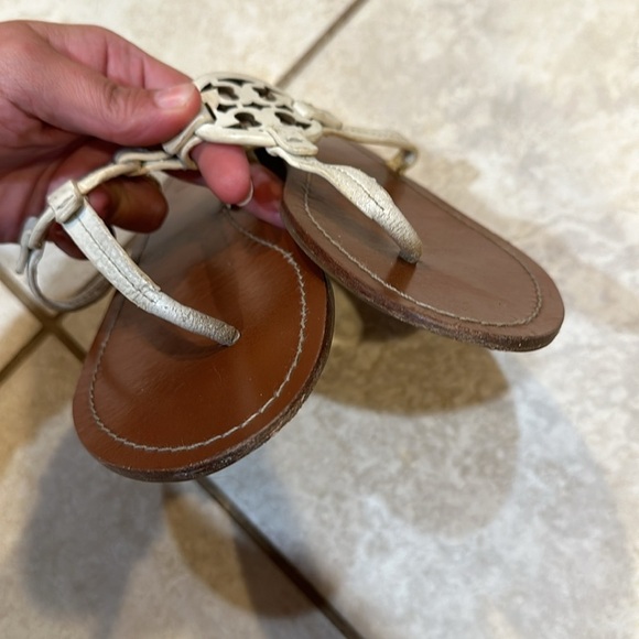 Tory Burch Mini Miller Cream Leather Sandals 9 - Picture 6 of 7